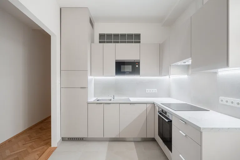Klimentská, Nové Město - Prague 1 | Rent, Apartment, Two-bedroom (3+1), 77 m²