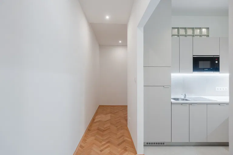Klimentská, Nové Město - Prague 1 | Rent, Apartment, Two-bedroom (3+1), 77 m²