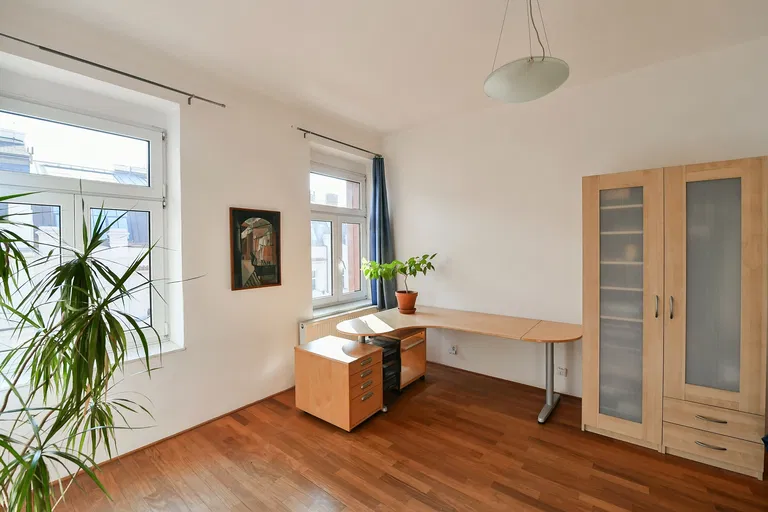 U Obecního dvora, Staré Město - Praha 1 | Predaj, Byt, 5-izbový, 125 m²