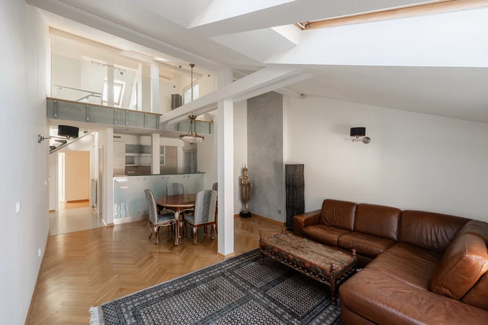 Mělnická, Malá Strana - Prague 5 | Rent, Apartment, Three-bedroom (4+kk), 120 m²