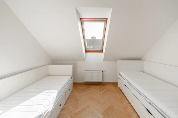 Mělnická, Malá Strana - Prague 5 | Rent, Apartment, Three-bedroom (4+kk), 120 m²