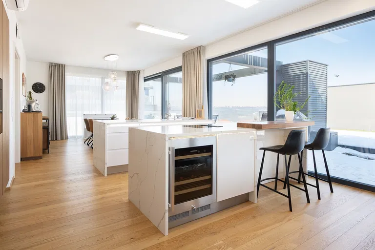 Na pomezí, Košíře - Praha 5 | Predaj, Byt, 4-izbový, 348 m²