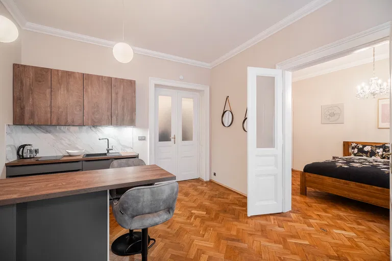Perunova, Vinohrady - Prague 3 | Rent, Apartment, One-bedroom (2+kk), 49 m²