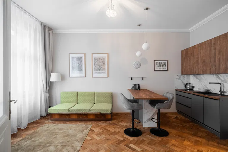 Perunova, Vinohrady - Prague 3 | Rent, Apartment, One-bedroom (2+kk), 49 m²