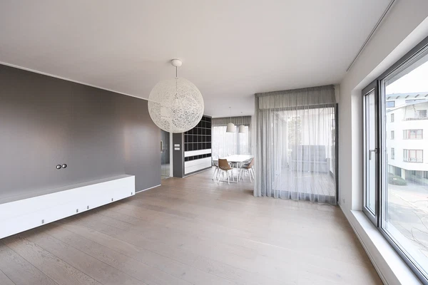 Na Hřebenech I, Podolí - Prague 4 | Sale, Apartment, Four-bedroom (5+kk), 178 m²