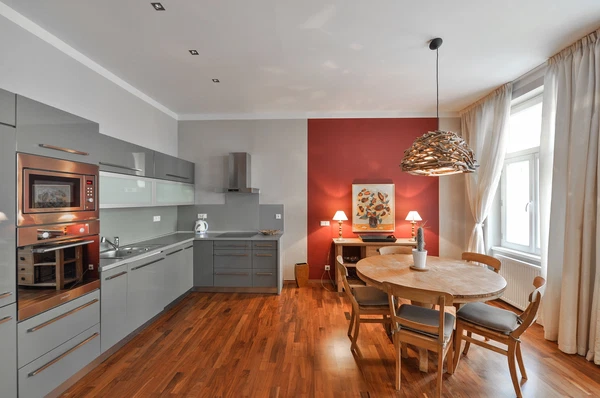 Lublaňská, Nové Město - Prague 2 | Rent, Apartment, Two-bedroom (3+kk), 89 m²