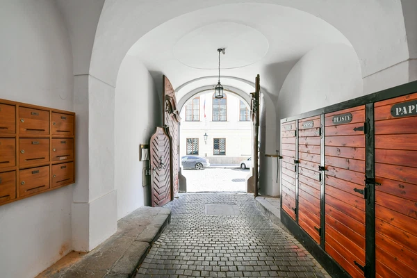 Sněmovní, Malá Strana - Prague 1 | Rent, Apartment, Two-bedroom (3+1), 85 m²