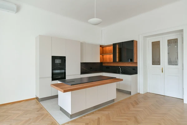 Na Moráni, Nové Město - Praha 2 | Pronájem, Byt, 4+kk, 151 m²