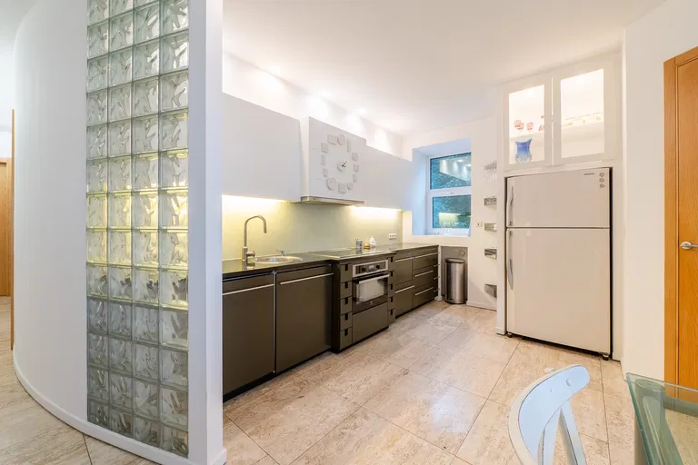 Urbánkova, Staré Mesto - Bratislava I | Rent, Apartment, Two-bedroom (3+1), 155 m²