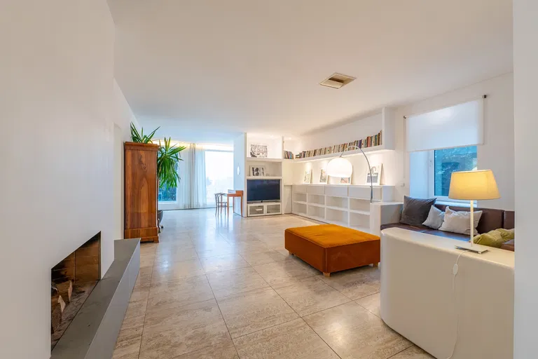Urbánkova, Staré Mesto - Bratislava I | Rent, Apartment, Two-bedroom (3+1), 155 m²