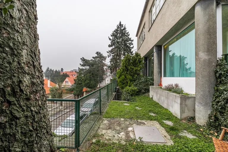 Urbánkova, Staré Mesto - Bratislava I | Rent, Apartment, Two-bedroom (3+1), 155 m²