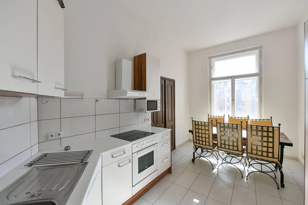 Křižovnická, Staré Město - Praha 1 | Prodej, Byt, 3+1, 90 m²