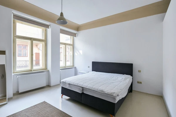 Dlouhá, Staré Město - Prague 1 | Rent, Apartment, One-bedroom (2+kk), 98 m²