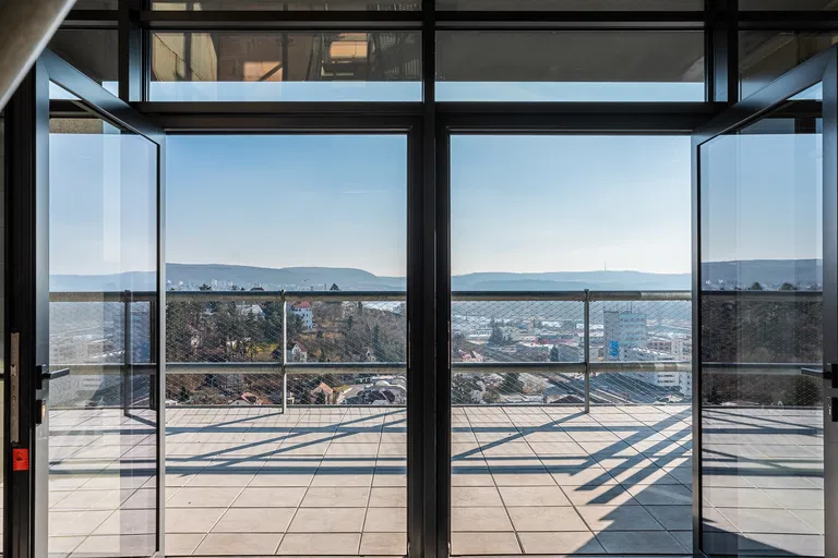 Československého exilu, Modřany - Praha 4 | Predaj, Byt, 4-izbový, 457 m²