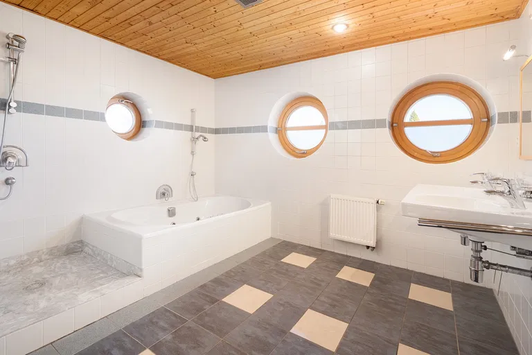 Fibichova, Břeclav - Břeclav | Predaj, Rodinný dom, 6-izbový, 398 m²