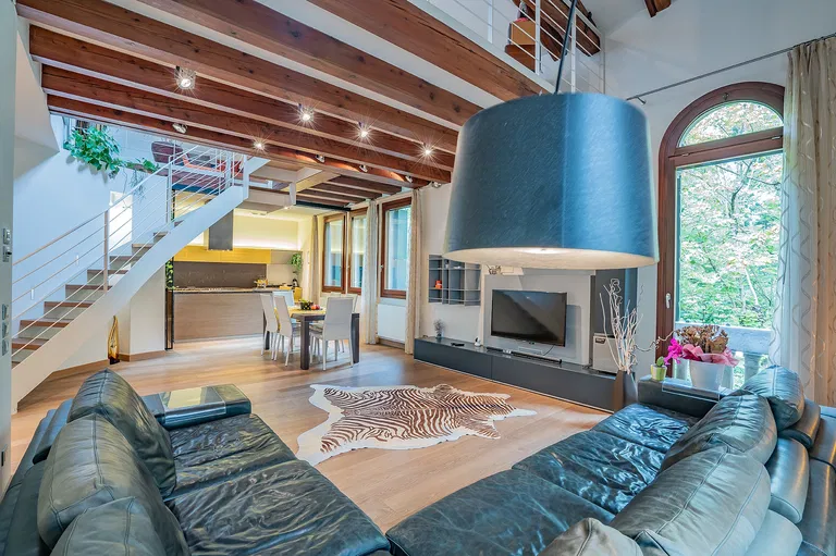 Taliansko, Benátsko - Benátky | Predaj, Byt, 5-izbový, 219 m²