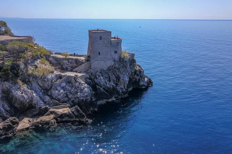 Italy, Amalfi Coast - Salerno | Sale, Historic property, 285 m²