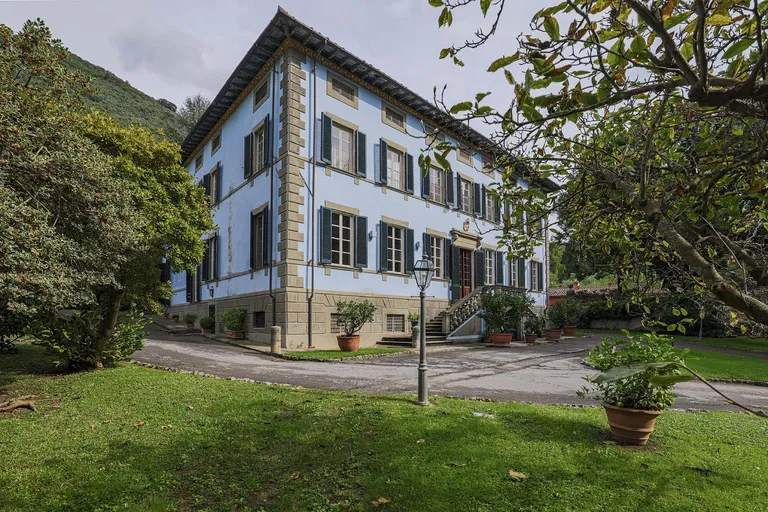 Italy, Tuscany - Lucca | Sale, Historic property, 1 390 m²