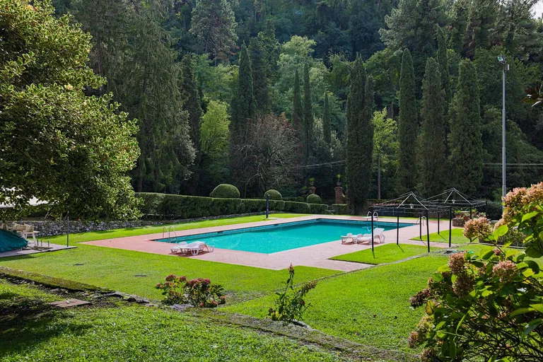 Italy, Tuscany - Lucca | Sale, Historic property, 1 390 m²
