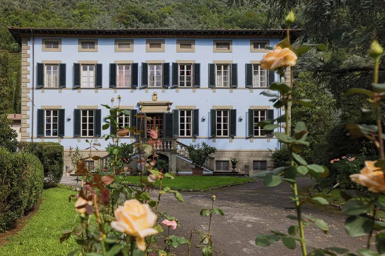 Italy, Tuscany - Lucca | Sale, Historic property, 1 390 m²