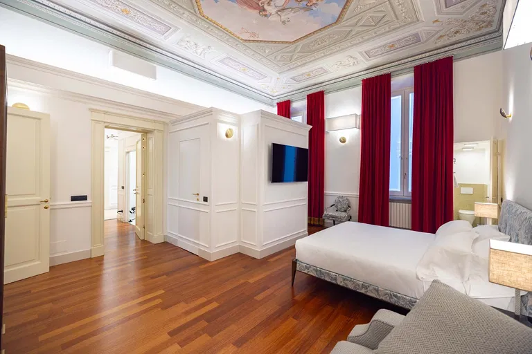 Taliansko, Toskánsko - Florencia | Predaj, Byt, 3-izbový, 210 m²