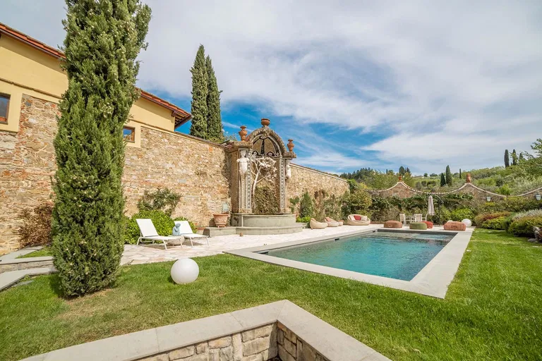 Taliansko, Toskánsko - Florencia | Predaj, Rodinný dom, 6-izbový, 460 m²
