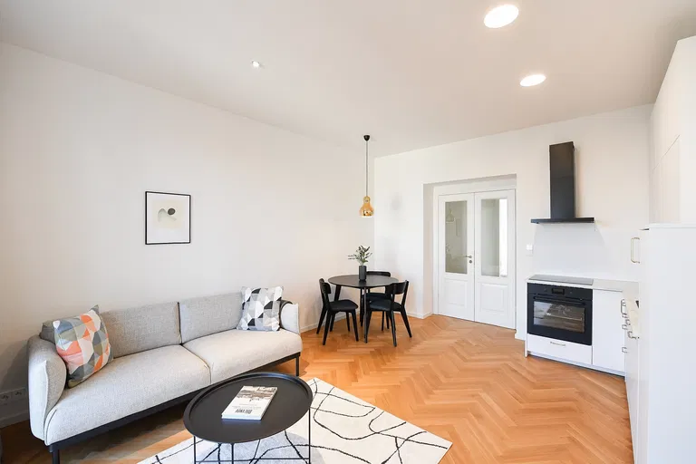 Šlikova, Břevnov - Prague 6 | Rent, Apartment, One-bedroom (2+kk), 52 m²