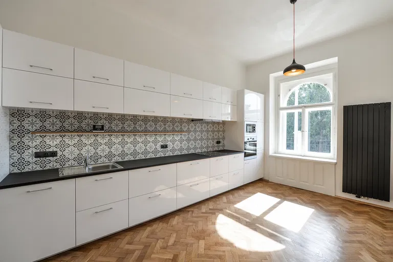 U Havlíčkových sadů, Vinohrady - Praha 2 | Pronájem, Byt, 3+1, 111 m²