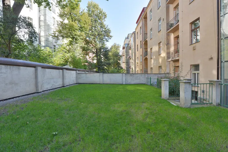 U Havlíčkových sadů, Vinohrady - Praha 2 | Pronájem, Byt, 3+1, 111 m²