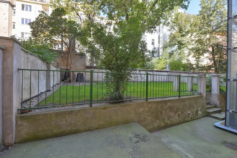 U Havlíčkových sadů, Vinohrady - Praha 2 | Pronájem, Byt, 3+1, 111 m²