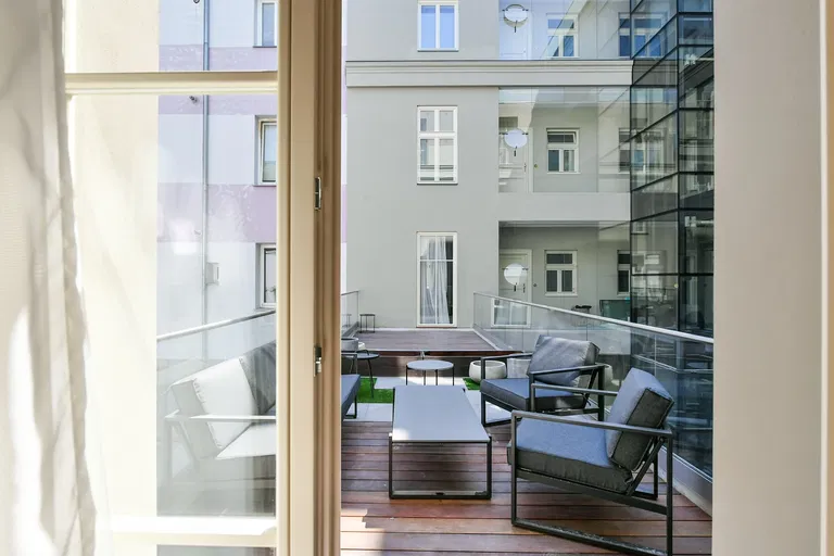 Cimburkova, Žižkov - Prague 3 | Rent, Apartment, One-bedroom (2+kk), 62 m²