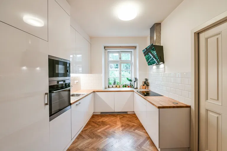 Újezd, Malá Strana - Prague 1 | Rent, Apartment, One-bedroom (2+kk), 78 m²