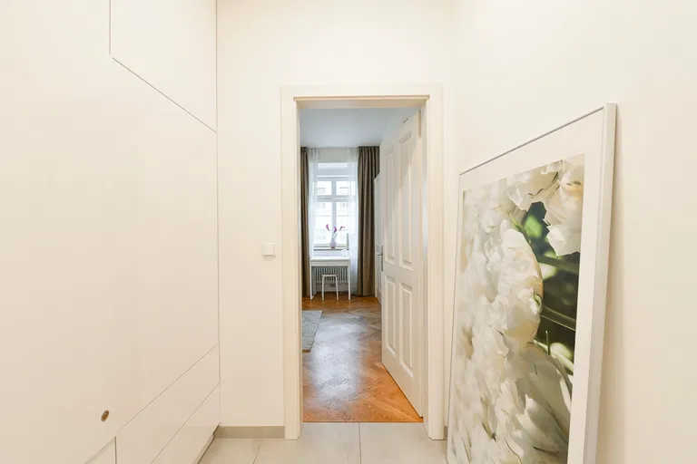Újezd, Malá Strana - Prague 1 | Rent, Apartment, One-bedroom (2+kk), 78 m²