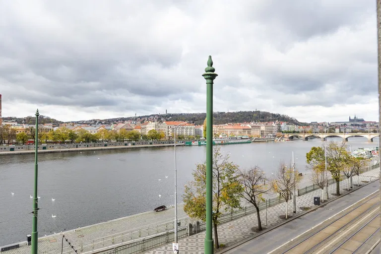 Rašínovo nábřeží, Nové Město - Praha 2 | Pronájem, Byt, 3+1, 104 m²
