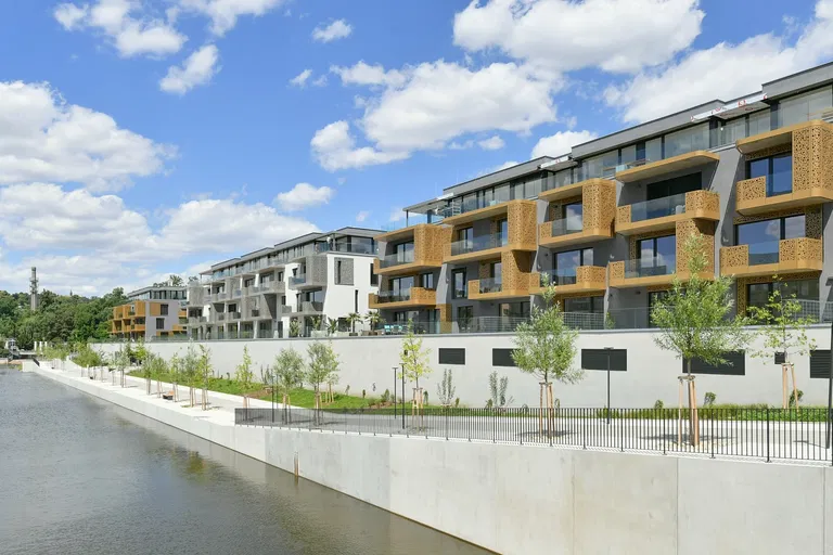 Smrčkova, Libeň - Prague 8 | Rent, Apartment, Three-bedroom (4+kk), 148 m²