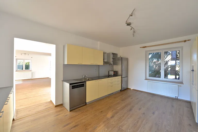 Hornofova, Nebušice - Prague 6 | Rent, House, Seven-bedroom (7+2), 262 m²