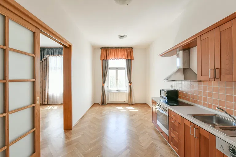 Chorvatská, Vinohrady - Praha 10 | Pronájem, Byt, 4+1, 136 m²