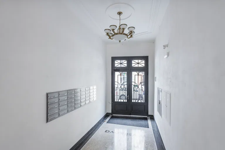 Myslíkova, Nové Město - Praha 2 | Pronájem, Byt, 2+kk, 75 m²