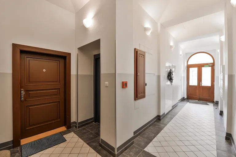 Ovenecká, Bubeneč - Prague 7 | Rent, Apartment, Two-bedroom (3+kk), 133 m²