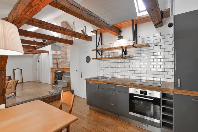 Liliová, Staré Město - Praha 1 | Pronájem, Byt, 1+kk, 73 m²