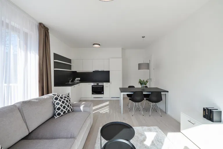 Naskové, Košíře - Prague 5 | Rent, Apartment, One-bedroom (2+kk), 68 m²