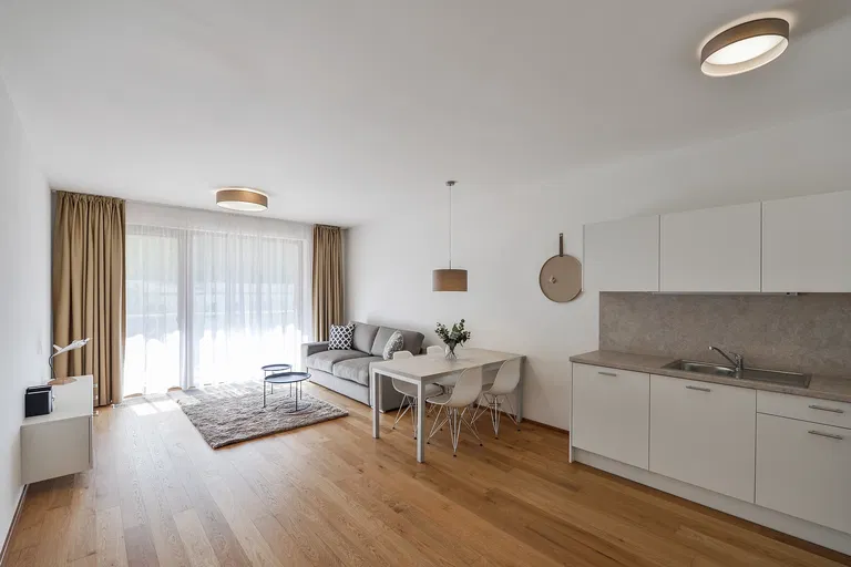 Naskové, Košíře - Praha 5 | Pronájem, Byt, 2+kk, 67 m²