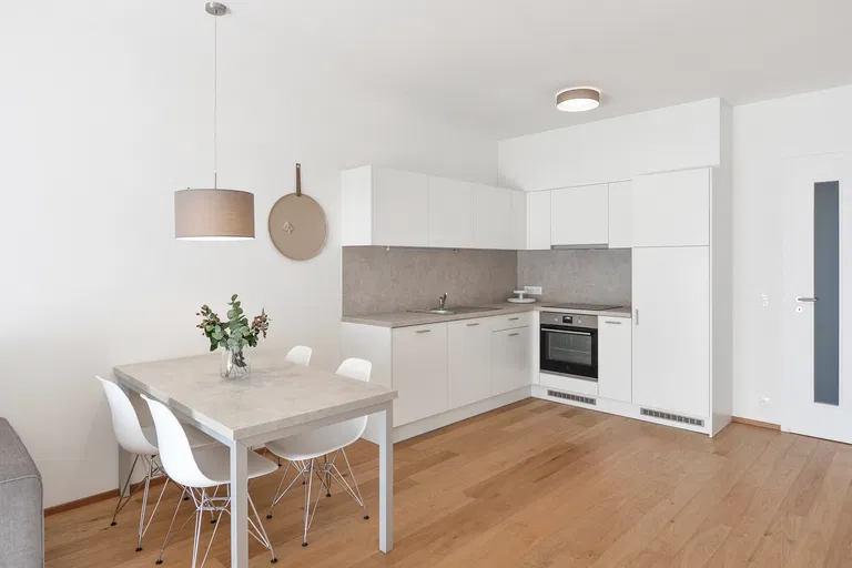 Naskové, Košíře - Praha 5 | Pronájem, Byt, 2+kk, 67 m²