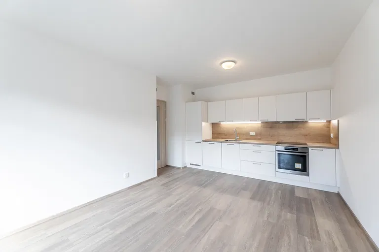 Hlaváčkova, Košíře - Prague 5 | Rent, Apartment, One-bedroom (2+kk), 57 m²