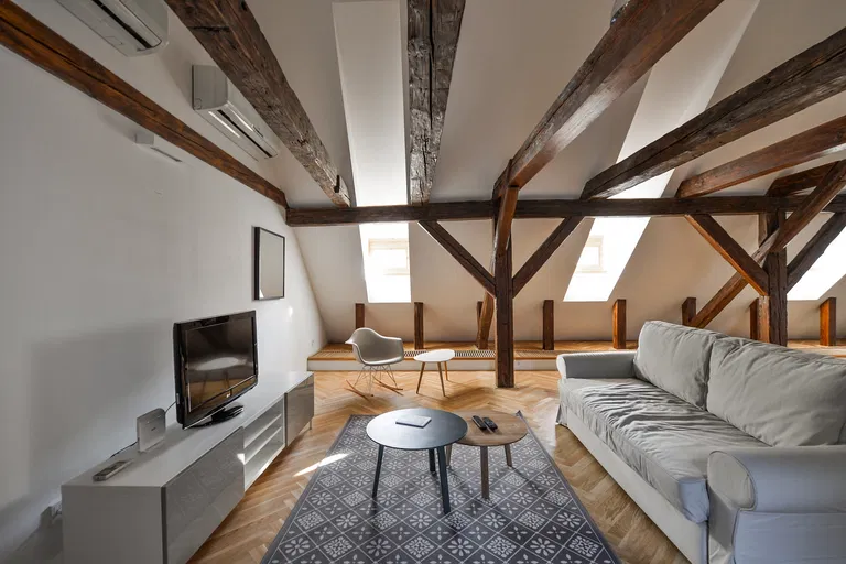 Thunovská, Malá Strana - Prague 1 | Rent, Apartment, One-bedroom (2+kk), 118 m²
