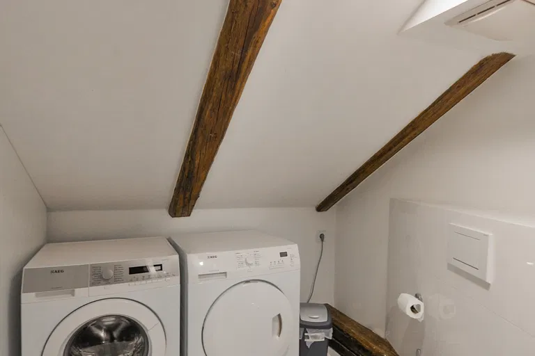 Thunovská, Malá Strana - Prague 1 | Rent, Apartment, One-bedroom (2+kk), 118 m²