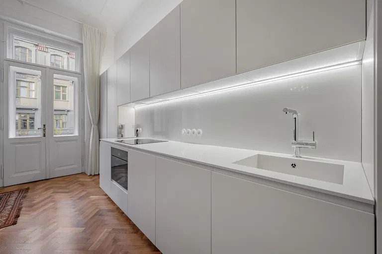 Pařížská, Josefov - Prague 1 | Rent, Apartment, Two-bedroom (3+1), 123 m²