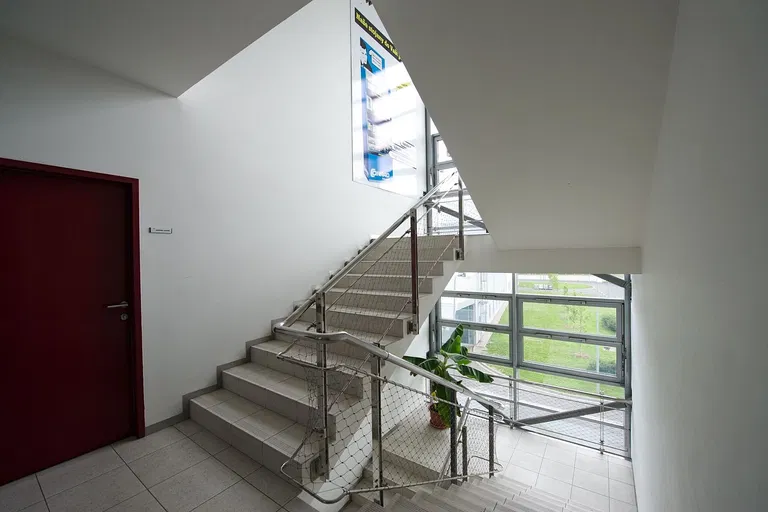 Sazečská, Malešice - Praha 10 | Pronájem, Administrativní budova, 509 m²
