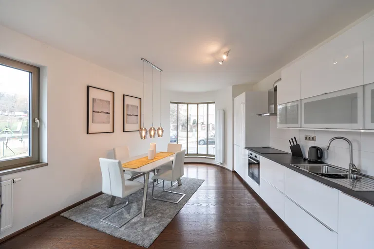 U Okrouhlíku, Smíchov - Praha 5 | Pronájem, Byt, 3+kk, 84 m²