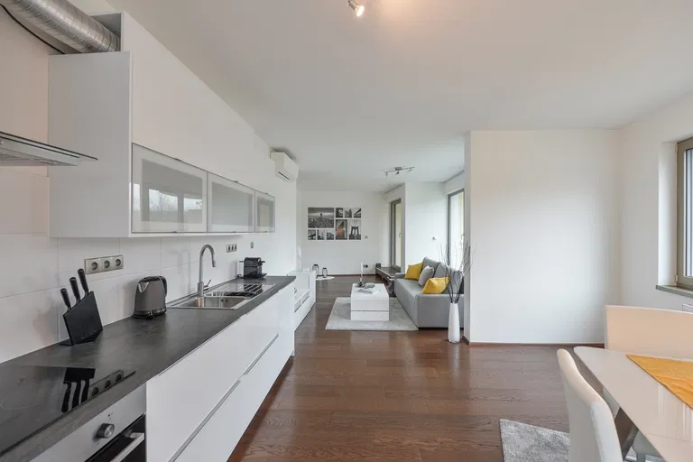 U Okrouhlíku, Smíchov - Praha 5 | Pronájem, Byt, 3+kk, 84 m²